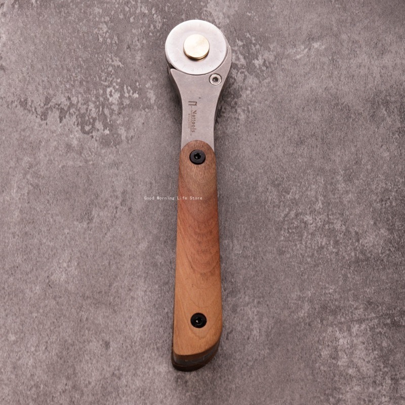 Mały metalowy nóż rolkowy ze s – Round Knife Leatherwork recenzja i cena